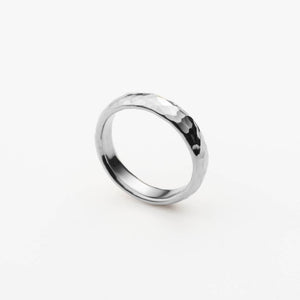 Alliance Confort martelée Or 18k recyclé Sample Slow Jewelry