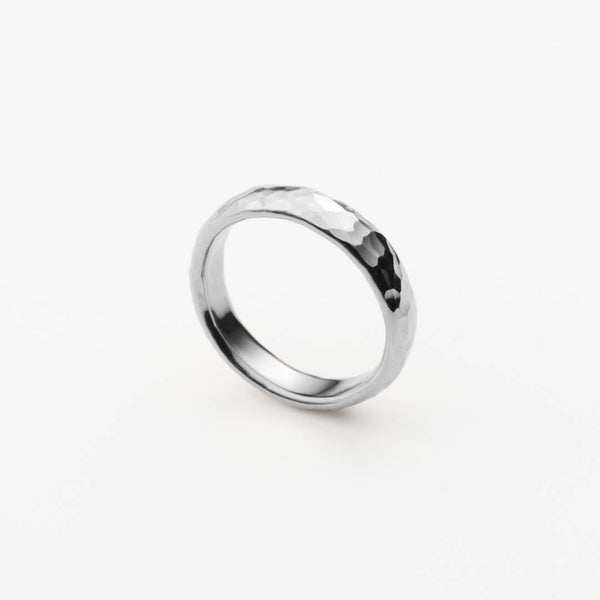 Alliance Confort martelée Or 18k recyclé Sample Slow Jewelry